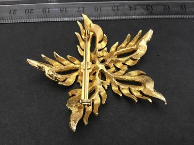 Vintage Fashion Brooch