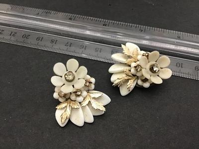 Vintage Japan Clip on Earrings