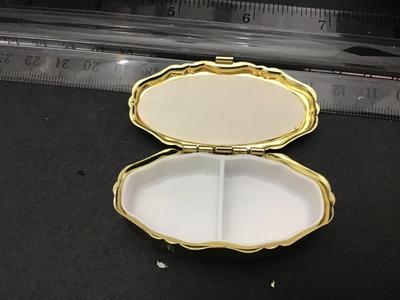 Trinket pill Box Vintage
