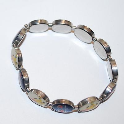 "TULSA" Brand ELASTIC BRACELET (2" Opening) with Colorful Cupped Disks on a Silver Tone Setting