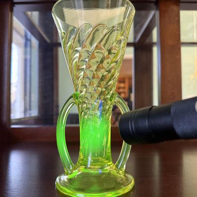Twisted Optic Style Uranium Glass Vase (LR-BM)