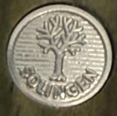 Sale Photo Thumbnail #597: Comes with a tiny toothpick In very good, like new condition.