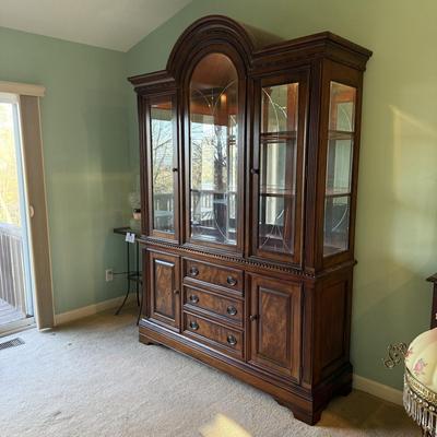 Magnussen Home Biltmore Estate Chateau Collection China Cabinet (LR-BM)