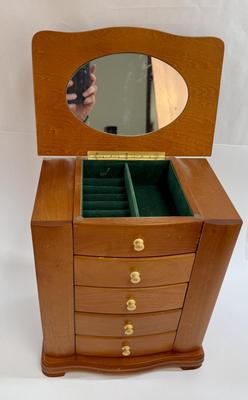 Sale Photo Thumbnail #292: In good condition. Sides do open up, but. I forgot to photo it.