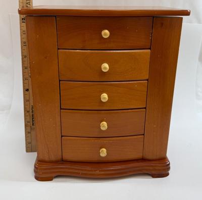 Sale Photo Thumbnail #293: In good condition. Sides do open up, but. I forgot to photo it.