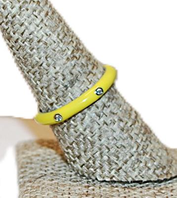 Size 9 Delicate YELLOW Ring with 6 Accent Clear Stones on a Silver Tone Band (2.1g) - STACK ALL COLORS for a REAL IMPACT