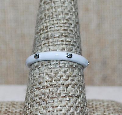 Size 6 Delicate WHITE Enamel Ring with 6 Accent Clear Stones on a Silver Tone Band (2.0g) - STACK ALL COLORS for a REAL IMPACT