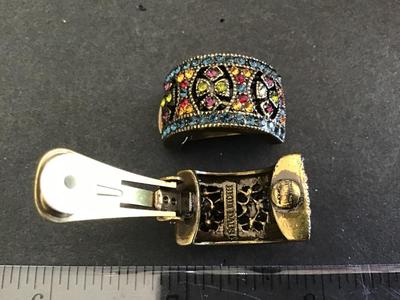 Heidi Dause Clip on Rhinestone Earrings