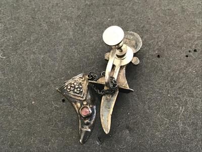 Cool Vintage Dager sheth Earrings. 925 Vintage. Only 1