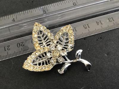 Vintage Rhinestone Brooch
