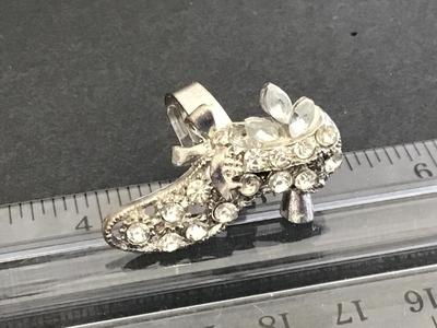 Rhinestone Shoe Ring