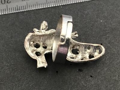 Rhinestone Shoe Ring