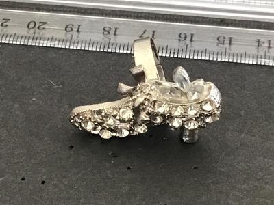 Rhinestone Shoe Ring