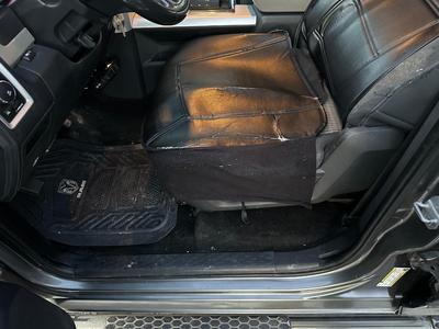 AUTOMATIC 2012 DODGE RAM 1500 LARAMIE CREW CAB 4X4 PICKUP - CLEAN TITLE