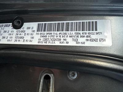 AUTOMATIC 2012 DODGE RAM 1500 LARAMIE CREW CAB 4X4 PICKUP - CLEAN TITLE