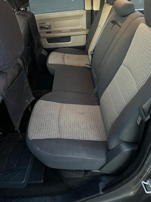 AUTOMATIC 2012 DODGE RAM 1500 LARAMIE CREW CAB 4X4 PICKUP - CLEAN TITLE