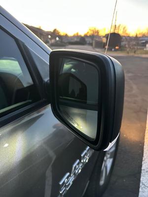 AUTOMATIC 2012 DODGE RAM 1500 LARAMIE CREW CAB 4X4 PICKUP - CLEAN TITLE