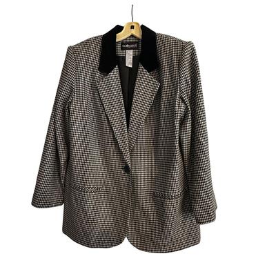 Nice Vintage Lot of 7 Womens Blazers