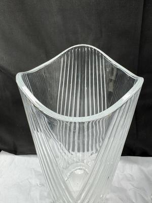 Sale Photo Thumbnail #140: very nice quality unmarked cut work glass. Too heavy to ship, vintage and in really good condition.