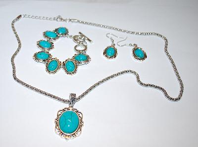 Shiny Blue "Cracked " OVAL JADE-STYLE Combo PENDANT/ NECKLACE (24" L) & BRACELET (Toggle) & EARRINGS JEWELRY SET...