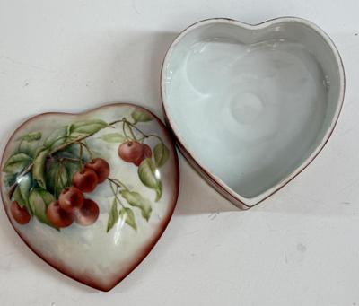 Sale Photo Thumbnail #354: In good condition