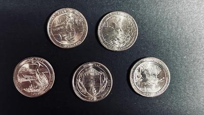 TEN 2015 UNCIRCULATED STATE PARK COMMEMORATIVE QUARTERS FROM DENVER AND PENNSYLVANIA MINTS