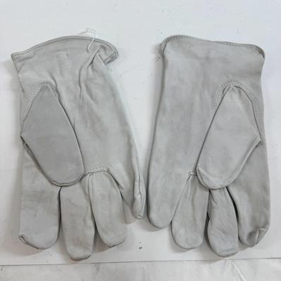 Sale Photo Thumbnail #503: In very good condition.