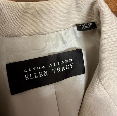 Sale Photo Thumbnail #286: In good previously owned condition.