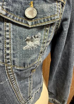 Sale Photo Thumbnail #299: In good previously owned condition.