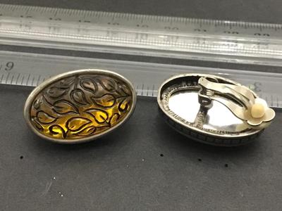 Beautiful Chunky Clip on Earrings Yellow Amber Tone Black Leaf Nice