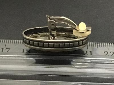 Beautiful Chunky Clip on Earrings Yellow Amber Tone Black Leaf Nice