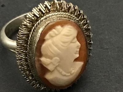 BCA. Carved Cameo Ring
