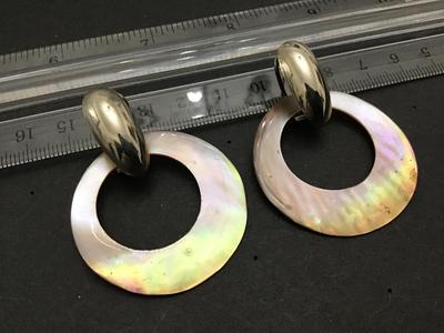 Beautiful Vintage Mother of Pearl Earrings