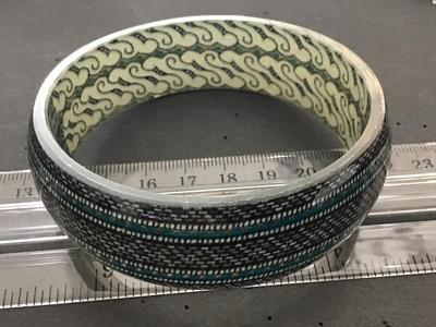 Fashion Bangle
