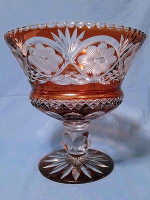 Sale Photo Thumbnail #187: Masterwork in excellent condition! 6 1/2" base, 10 3/4" wide, 10 1/2" high.