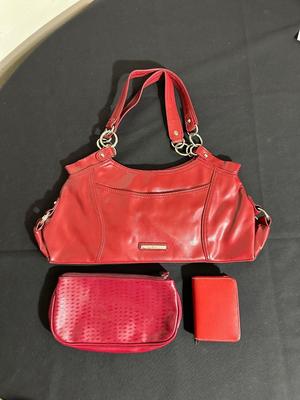NINE WEST HAND BAG WITH RED COIN PURSE AND WALLET