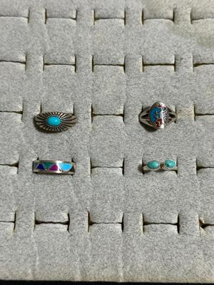 2 .925 RING AND 2 SILVER TONE RINGS