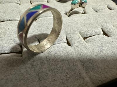 2 .925 RING AND 2 SILVER TONE RINGS