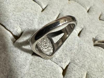 2 .925 RING AND 2 SILVER TONE RINGS