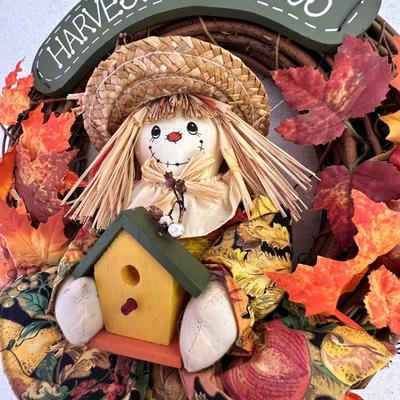 Harvest Greetings Autumn/Fall Wreath Decor