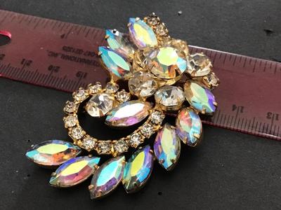 Juliana Delizza&Elster Sparkling Aurora Borealis Vintage Brooch