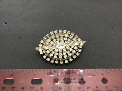 Gorgeous Vintage Brooch Larger size