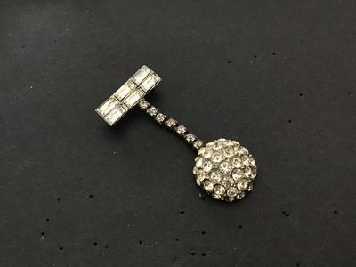 Vintage Rhinestone Brooch. Pretty