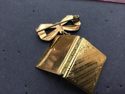 Vintage Locket Pin/ Brooch