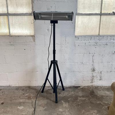 598 Outdoor Infrared Electric Heater On Adjustable Tri-Pod