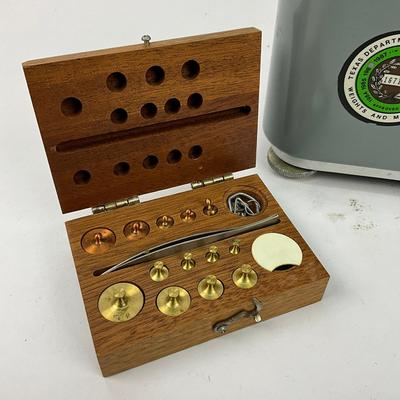 Sale Photo Thumbnail #470