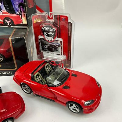 696 Dodge Viper Car Lot