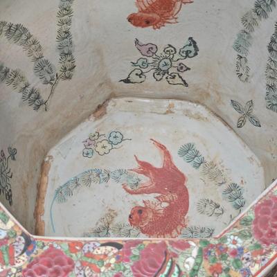 LOT 113K: Chinese Export Famille Rose Porcelain Fishbowl Planter