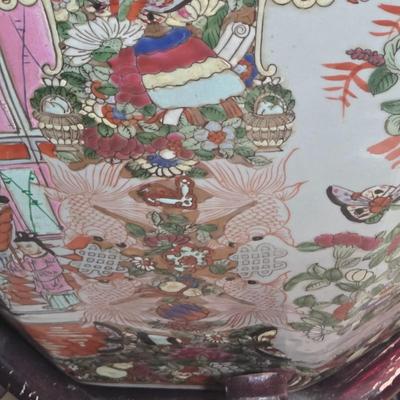 LOT 113K: Chinese Export Famille Rose Porcelain Fishbowl Planter