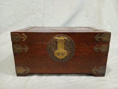 Sale Photo Thumbnail #527: 12" wide x 8" deep x 6" high